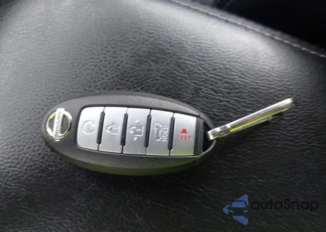 2018 Nissan Pathfinder Sl из США, поврежденный, VIN 5N1DR2MN4JC672874